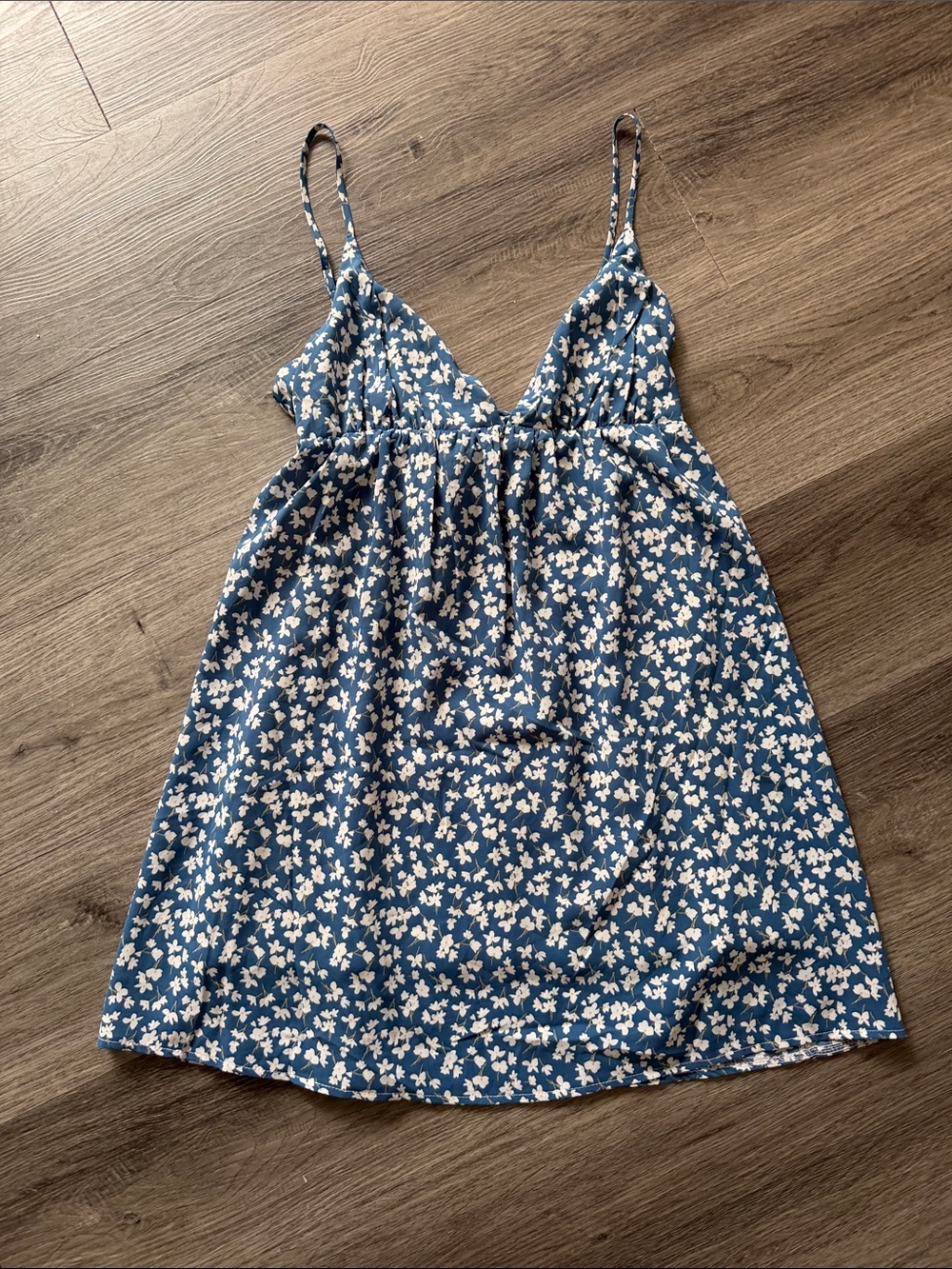 Princess Polly blue floral mini dress